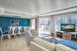 North Beach 402