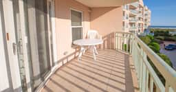 North Beach 402