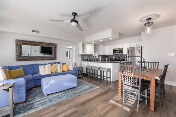 327 E. Raleigh Avenue, Unit A